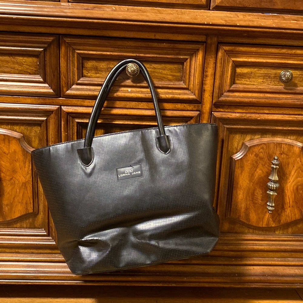 Lorna Jane Escape Bag